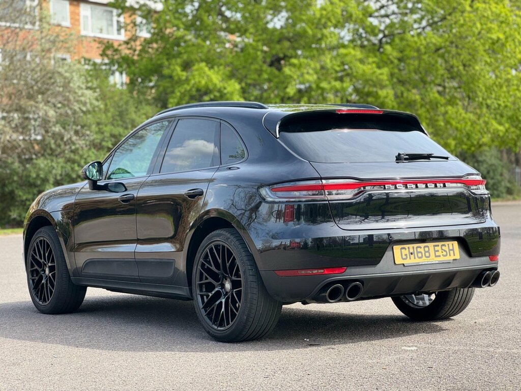 Porsche Macan 2.0T Pdk 4Wd Euro 6 Ss GH68ESH Black #4