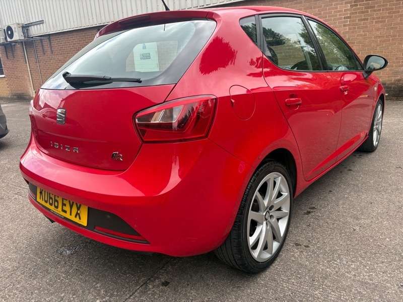 Seat Ibiza 1.2 Tsi Fr Hatchback KO66EYX Red #3