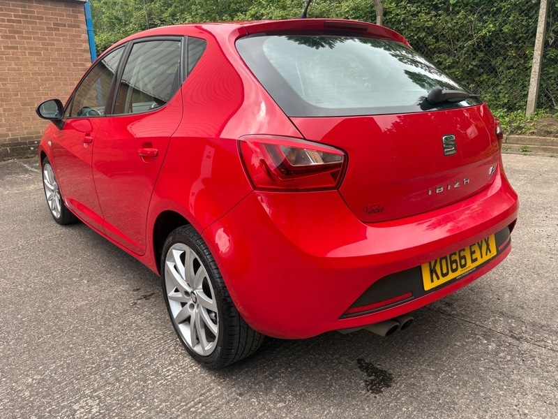 Seat Ibiza 1.2 Tsi Fr Hatchback KO66EYX Red #5