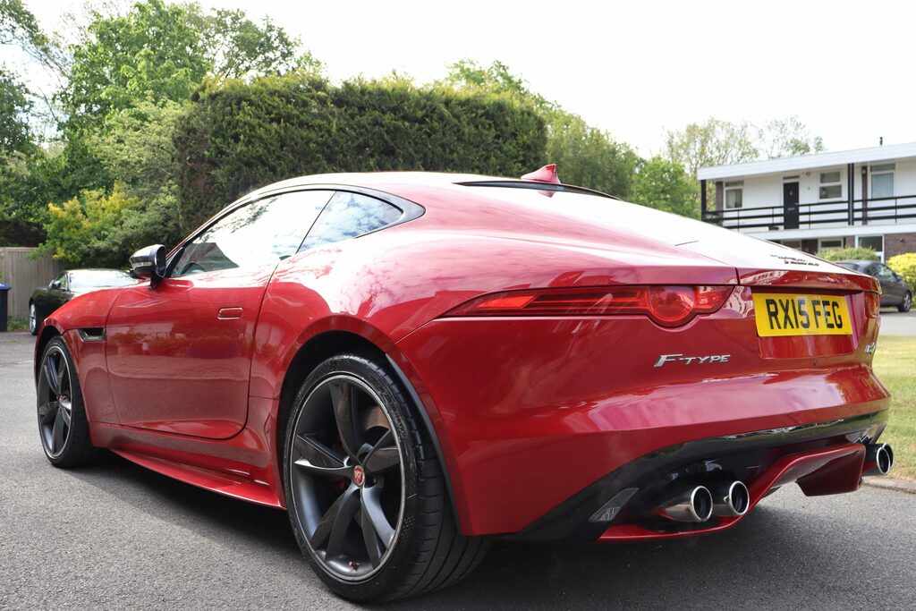 Jaguar F-Type 5.0 V8 R Awd Coupe Red #5