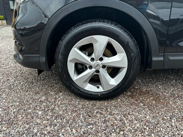 Nissan Qashqai 1.5 Dci Acenta Premium Suv Euro LM69MLL Black #6