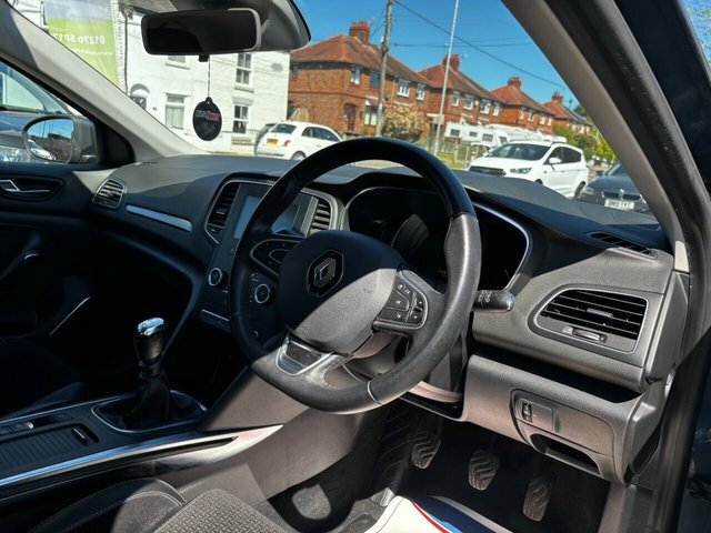 Renault Megane 1.5 Dci Dynamique Nav Hatchback DP66UCE Grey #6