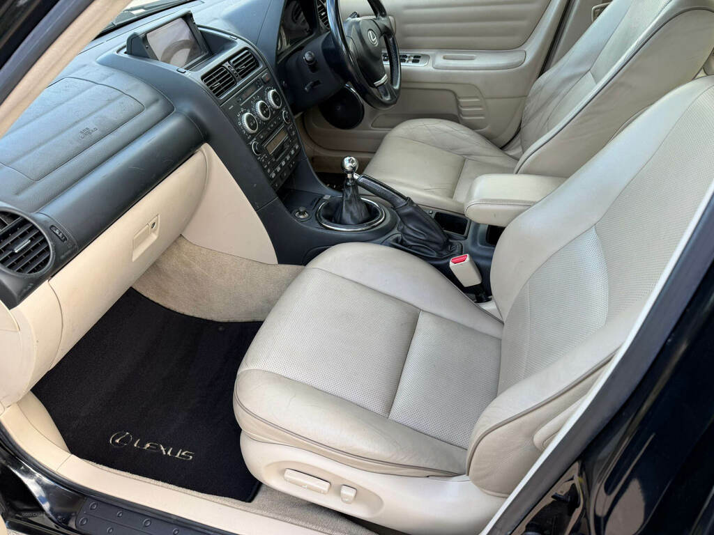 Lexus IS 250 4dr Grey #18