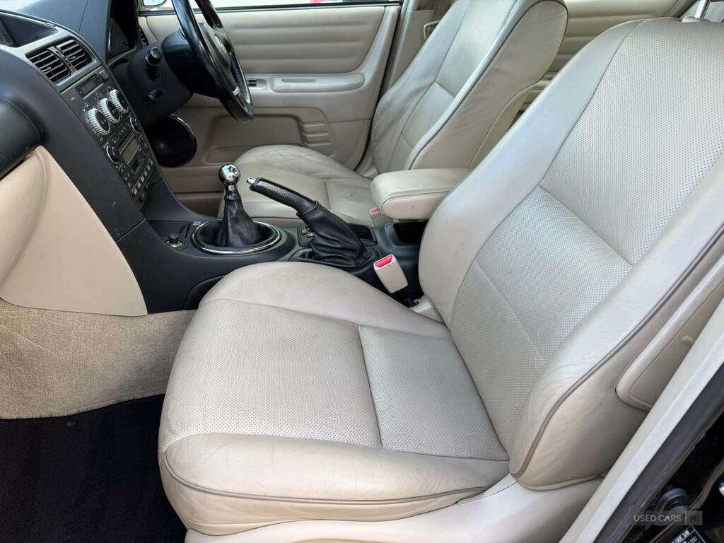 Lexus IS 250 4dr Grey #21