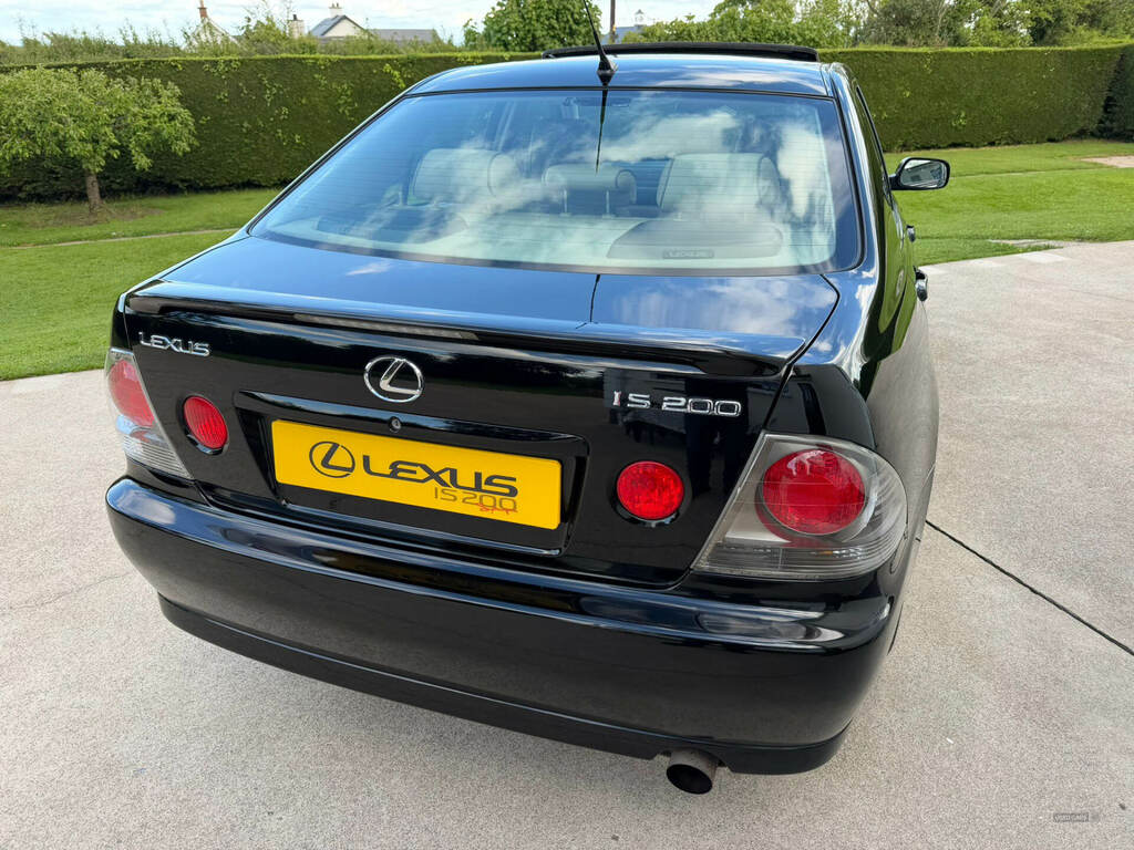 Lexus IS 250 4dr Grey #10