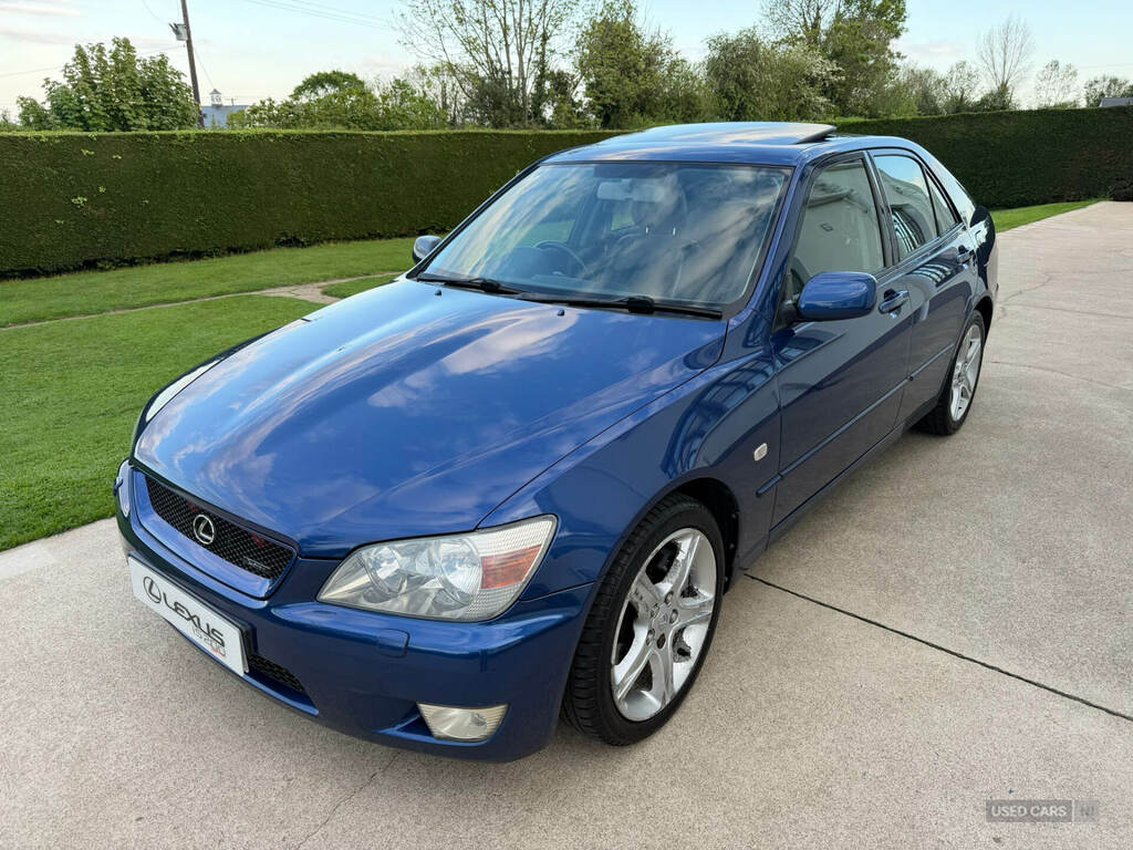Lexus IS 200 2.0 Se Blue #3