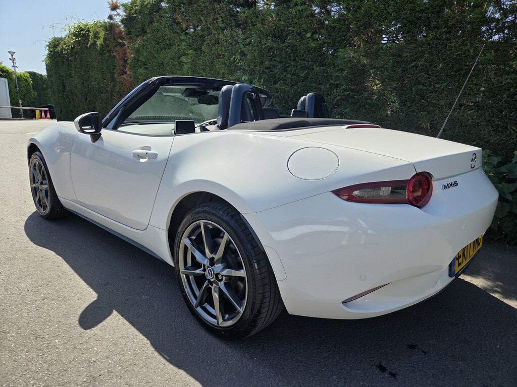 Mazda MX-5 Convertible 2.0 Skyactiv-g Sport Nav 2017 White #5