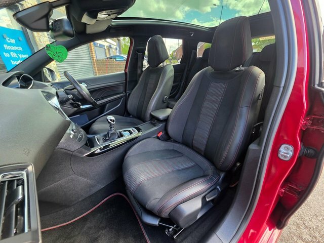 Peugeot 308 SW 2018 1.5 Bluehdi Gt Line Estate Red #3