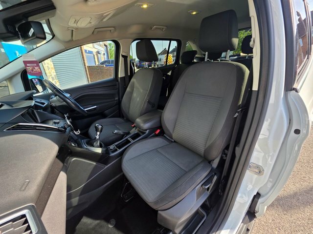 Ford Grand C-Max 2016 1.5 Tdci Titanium Mpv Euro White #3