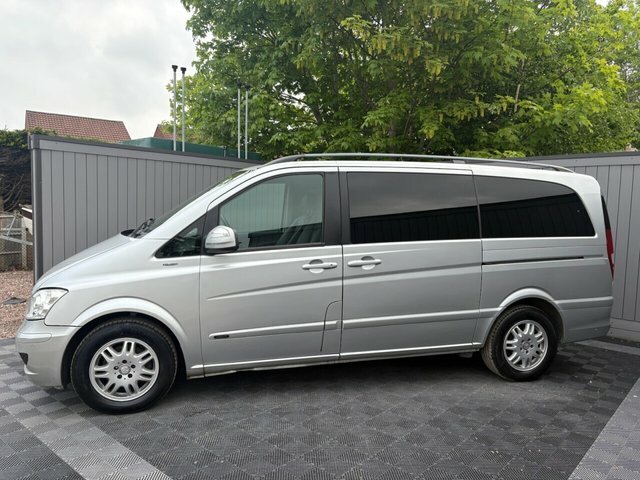 Mercedes-Benz Viano 2012 2.2 Cdi Ambiente Mpv Rwd Silver #3