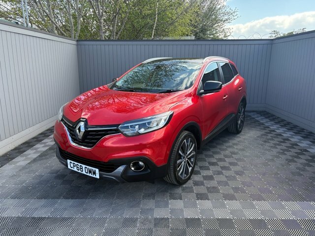 Renault Kadjar 2018 1.3 Tce Signature S Nav Suv CP68OMM Red #3