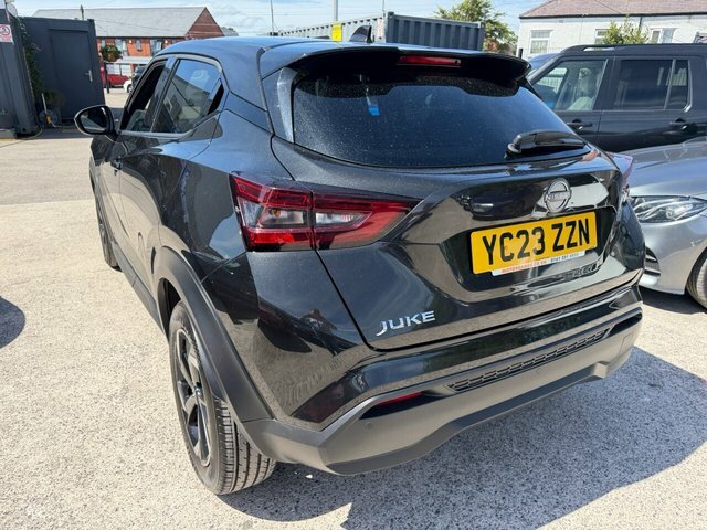 Nissan Juke 2023 1.0 Dig-t N-connecta Suv Dct YC23ZZN Black #5