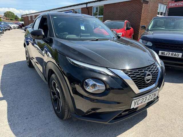 Nissan Juke 2023 1.0 Dig-t N-connecta Suv Dct YC23ZZN Black #2
