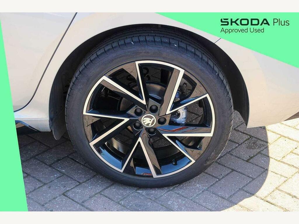 Skoda Scala 2023 1.5 Tsi Monte Carlo Dsg Silver #5