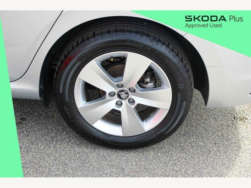 Skoda Scala 2025 1.0 Tsi 116 Se Edition GD25CSZ Silver #5