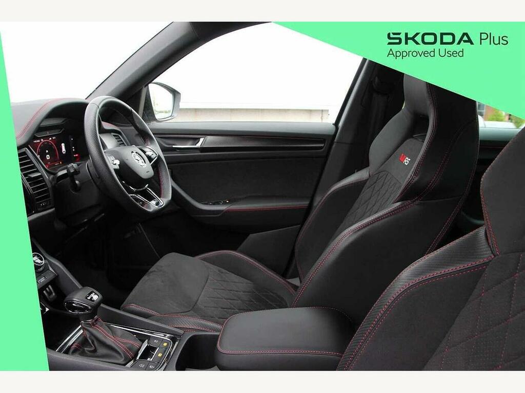 Skoda Kodiaq 2024 2.0 Tsi 245 Vrs 4X4 Dsg 7 Seat YJ73RDE Black #2