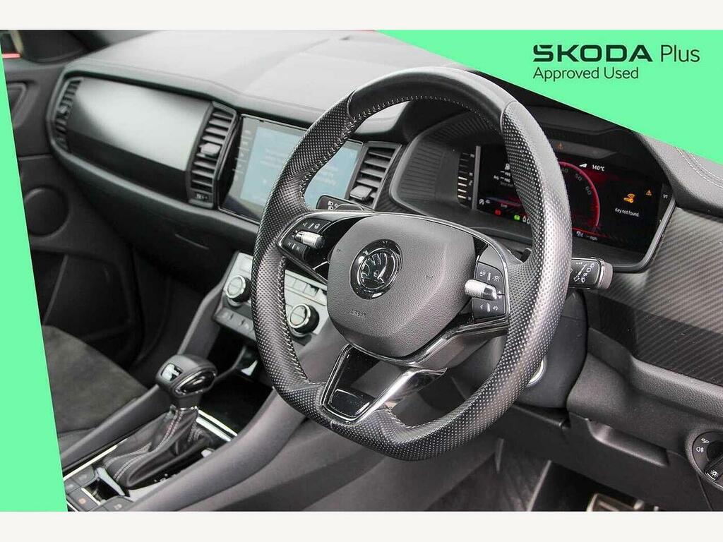 Skoda Kodiaq 2023 2.0 Tsi 190 Sport Line 4X4 Dsg 7 Seat DE73SXT Black #6