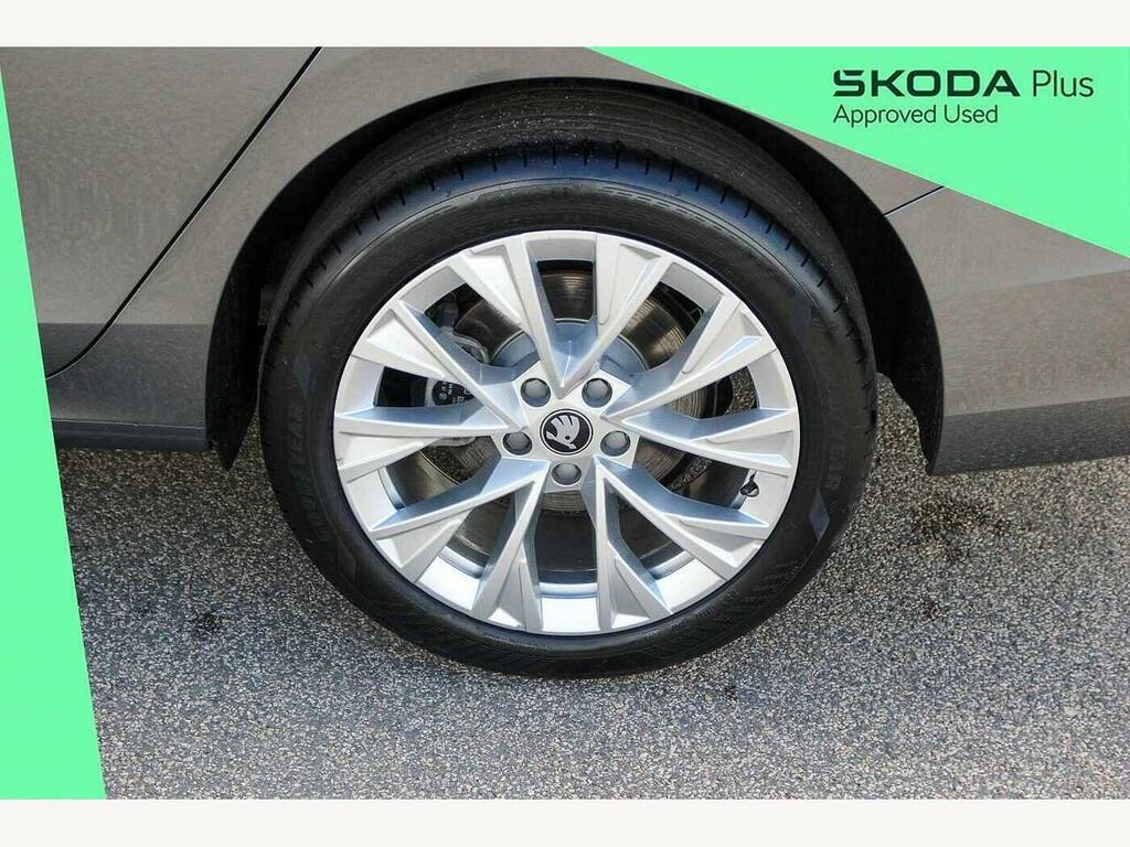 Skoda Superb 2026 2.0 Tdi Se L Dsg Grey #5