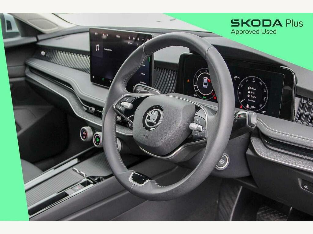 Skoda Superb 2025 1.5 Tsi E-tec Se L Dsg EF74TYT Silver #6