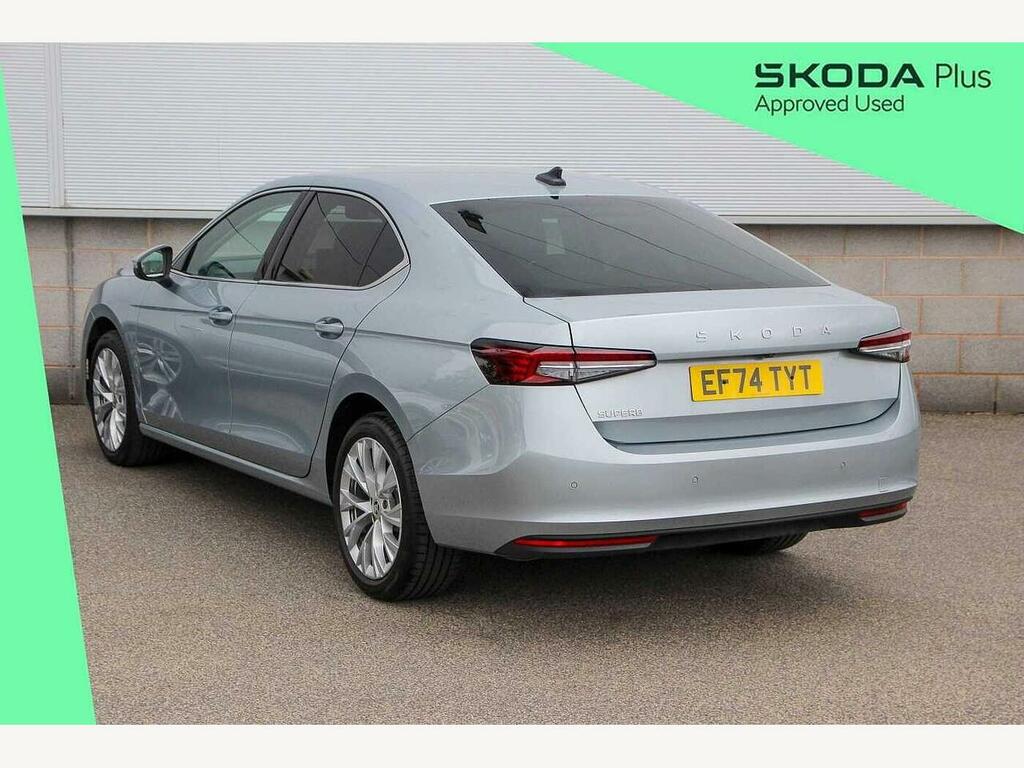 Skoda Superb 2025 1.5 Tsi E-tec Se L Dsg EF74TYT Silver #3