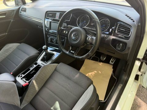 Volkswagen Golf 2.0 Golf R VK15DZJ White #5