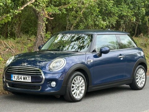 Mini Hatch 1.5 Cooper Blue