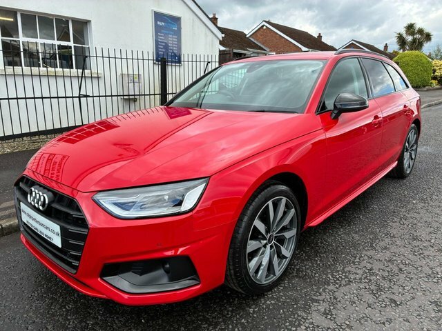 Audi A4 Avant Tdi 35 Sport Edition Red
