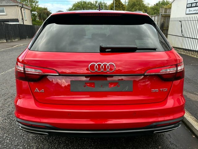 Audi A4 Avant Tdi 35 Sport Edition YH22URG Red #5