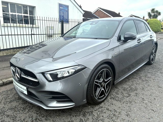 Mercedes-Benz A Class A180d Amg Line Edition Grey