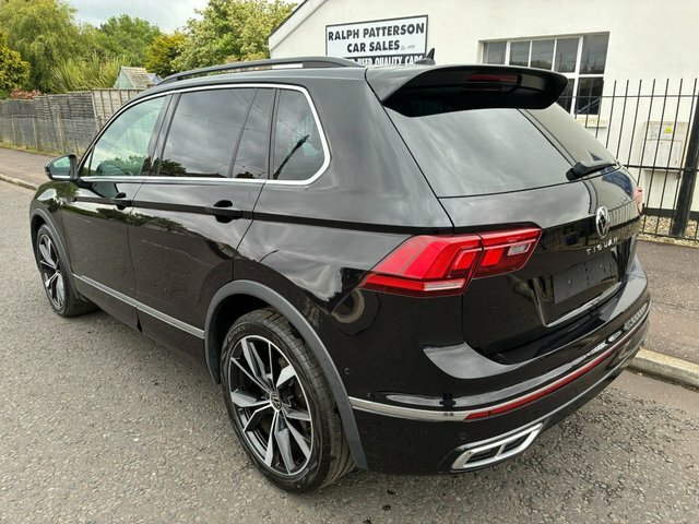 Volkswagen Tiguan Tsi R-line Suv AO23UMR Black #3