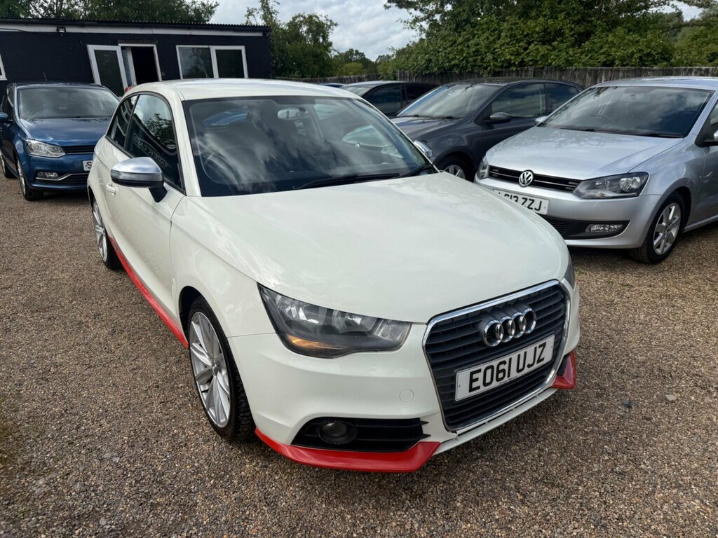 Audi A1 1.4 Tfsi Competition Line Euro 5 Ss EO61UJZ White #4