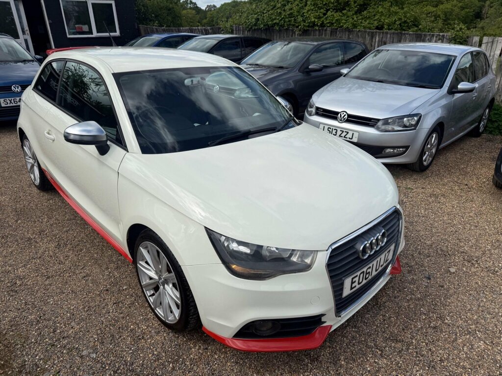 Audi A1 1.4 Tfsi Competition Line Euro 5 Ss EO61UJZ White #3