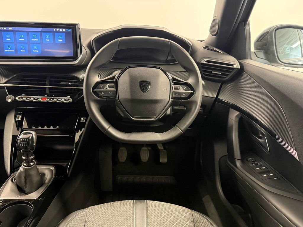 Peugeot 2008 Allure Puretech Ss FV74JVD #2