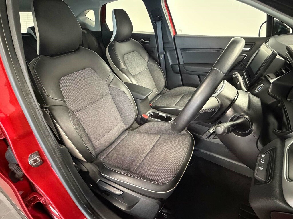Renault Captur Techno Tce HK24TYV #3