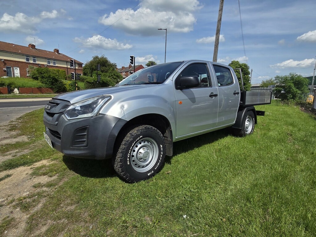 Isuzu D-Max Tipper 1.9 Td Utility Double Cab Tipper 2018 Silver #3