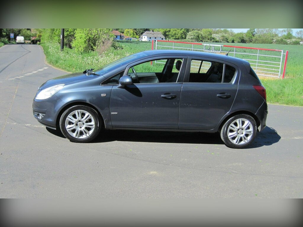 Vauxhall Corsa 1.4I 16V Design Ac AK08VWG Blue #6