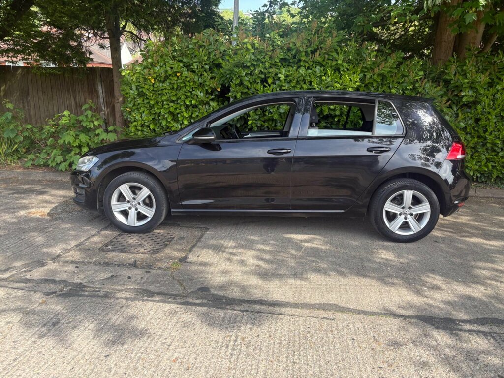 Volkswagen Golf 1.6 Tdi Bluemotion Tech Match Hatchback AO15ZJV Black #2
