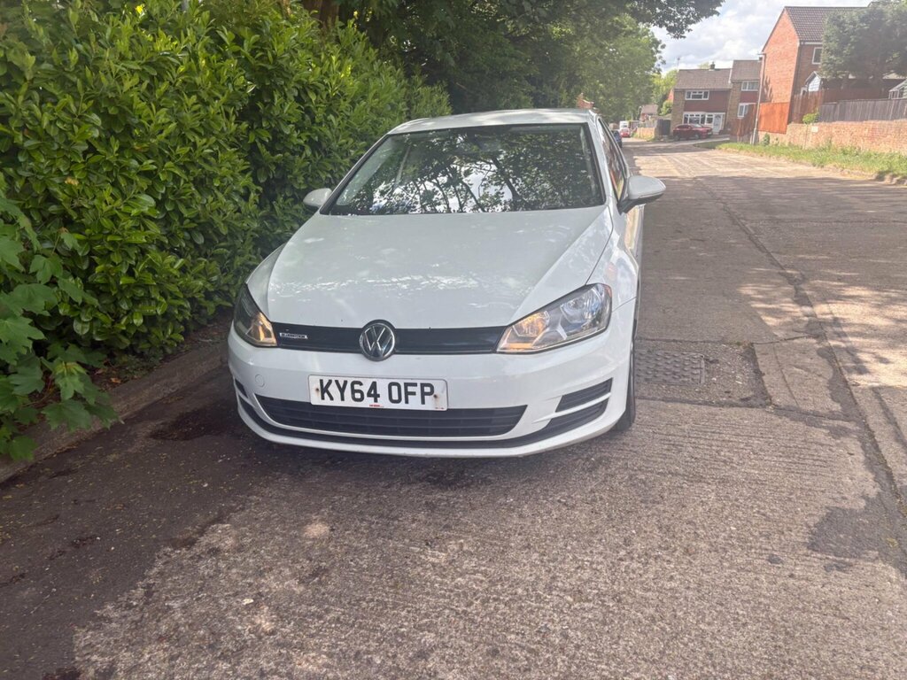 Volkswagen Golf 1.6 Tdi Bluemotion Euro 5 Ss KY64OFP White #2