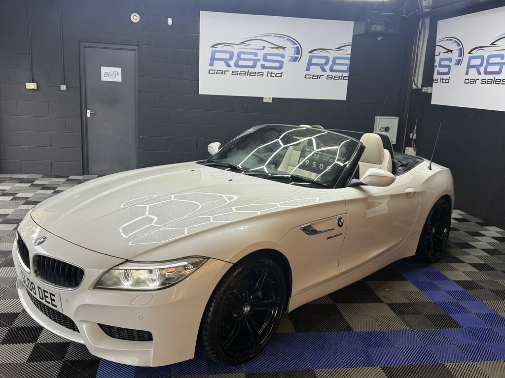 BMW Z4 2.0 Z4 Sdrive20i M Sport Roadster 2015 SL08DEE White #2