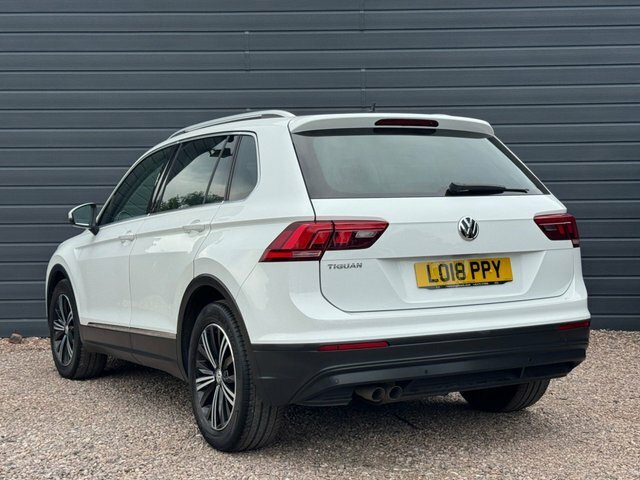 Volkswagen Tiguan 2018 2.0 Tdi Se Navigation Suv LO18PPY White #2