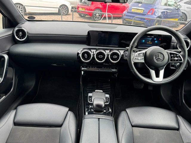 Mercedes-Benz A Class 2019 1.5 A180d Sport Hatchback 7G-dct E CY19VYN Silver #3