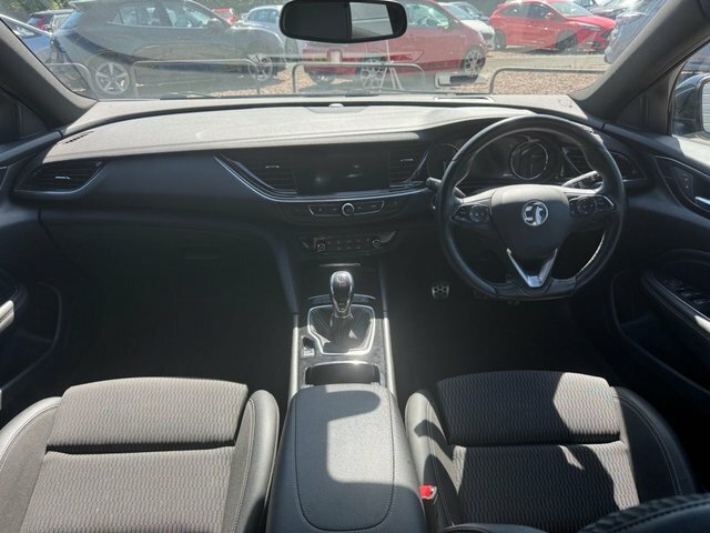 Vauxhall Insignia 2018 1.5I Turbo Gpf Sri VX Line Nav Sports Tourer BV68FUU Black #3