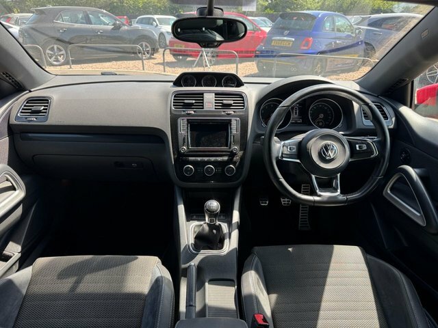 Volkswagen Scirocco 2017 2.0 Tsi Gt Hatchback Red #3