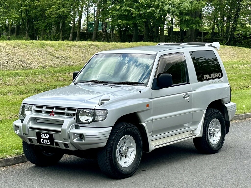 Mitsubishi Shogun U481 Grey #15
