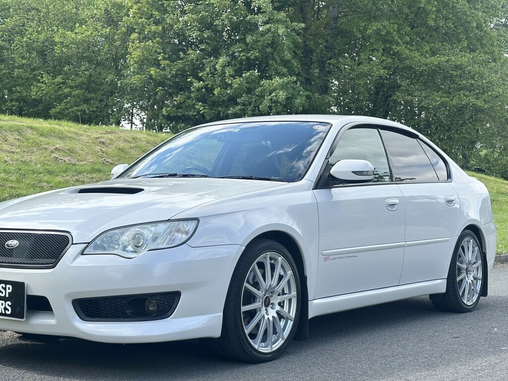 Subaru Legacy 2.0Gt Dit Eyesight Touring Wagon White #56