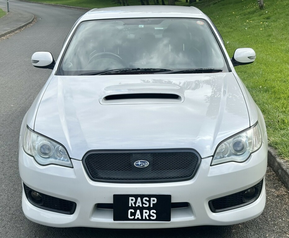 Subaru Legacy 2.0Gt Dit Eyesight Touring Wagon White #52