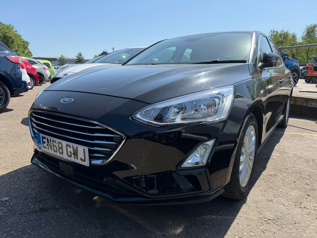 Ford Focus Focus 1.0 Titanium Hatchback EN68GWJ Black #3