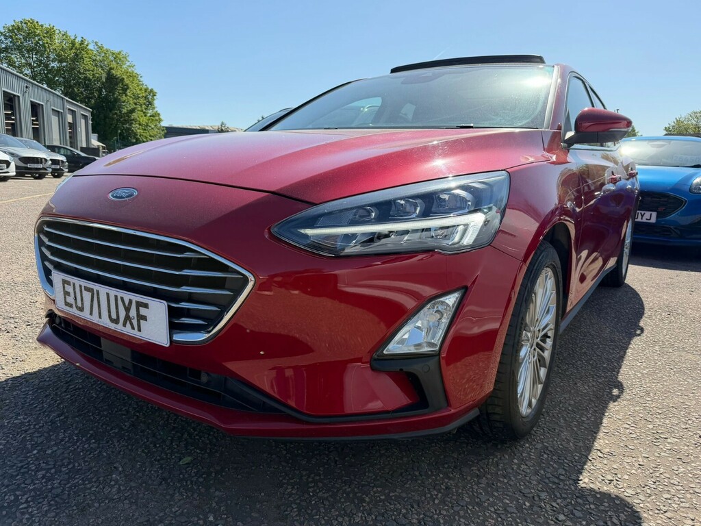 Ford Focus Focus Hatchback 1.0 Ecoboost 125 Titanium X Au EU71UXF Red #4