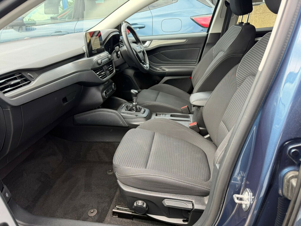 Ford Focus Focus Hatchback 1.0 Ecoboost 125 Titanium EU68RWZ Blue #6