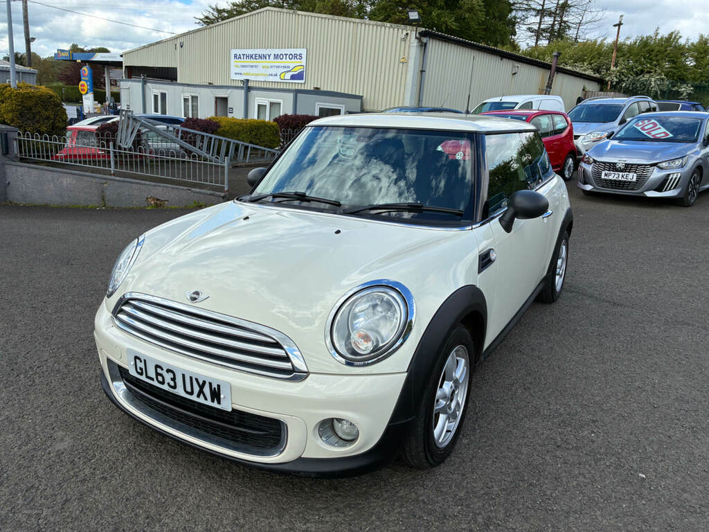Mini Hatch 1.6 One D White #5